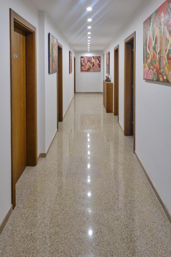 Hotel Splendid Pleven Exterior photo