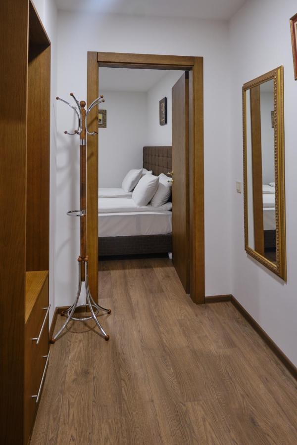 Hotel Splendid Pleven Exterior photo